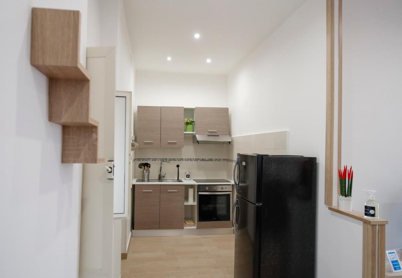 Apartment The Door Saturday Neapel